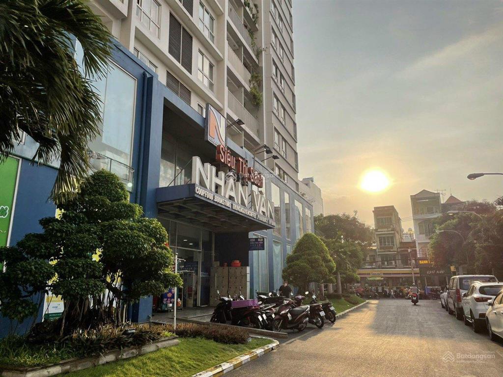 Cho thuê căn hộ 2pn nhà full nội thất the harmona tân bình.  0938 990 ***