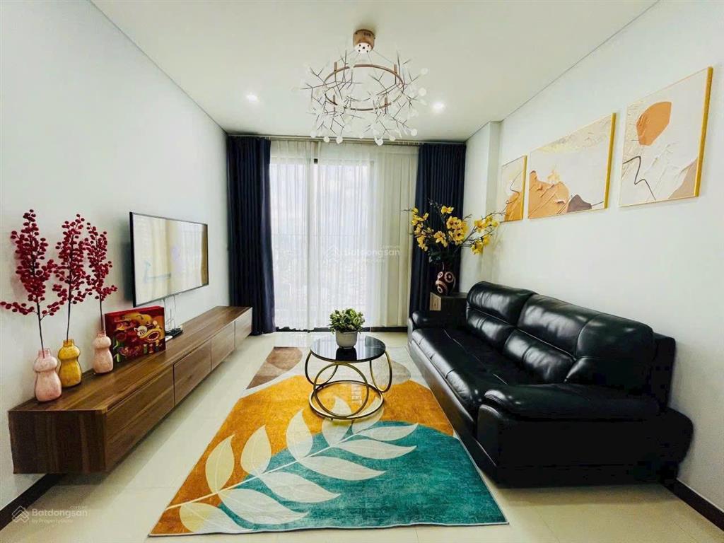 Bán căn hộ 2pn the harmona  tân bình có sổ hồng.  0938 990 ***