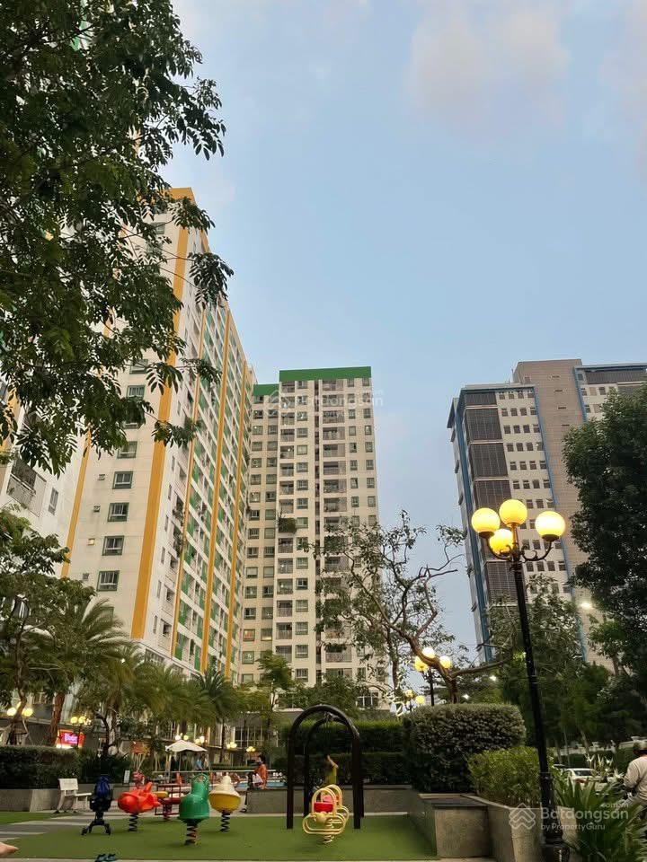 Cho thuê căn hộ 2pn, cc melody residences tân phú, giá tốt.  0938 990 ***