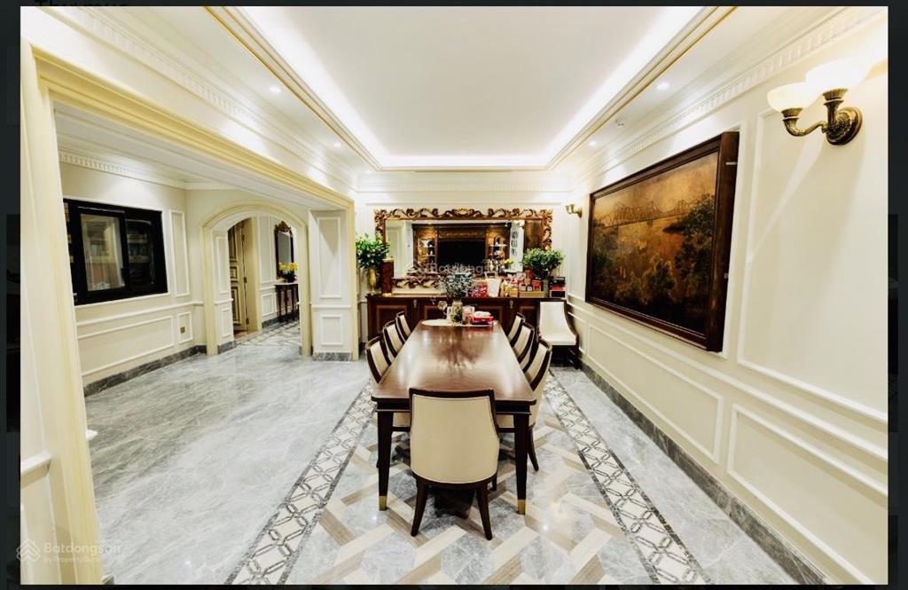 The villas đơn lập giá vinhomes central park