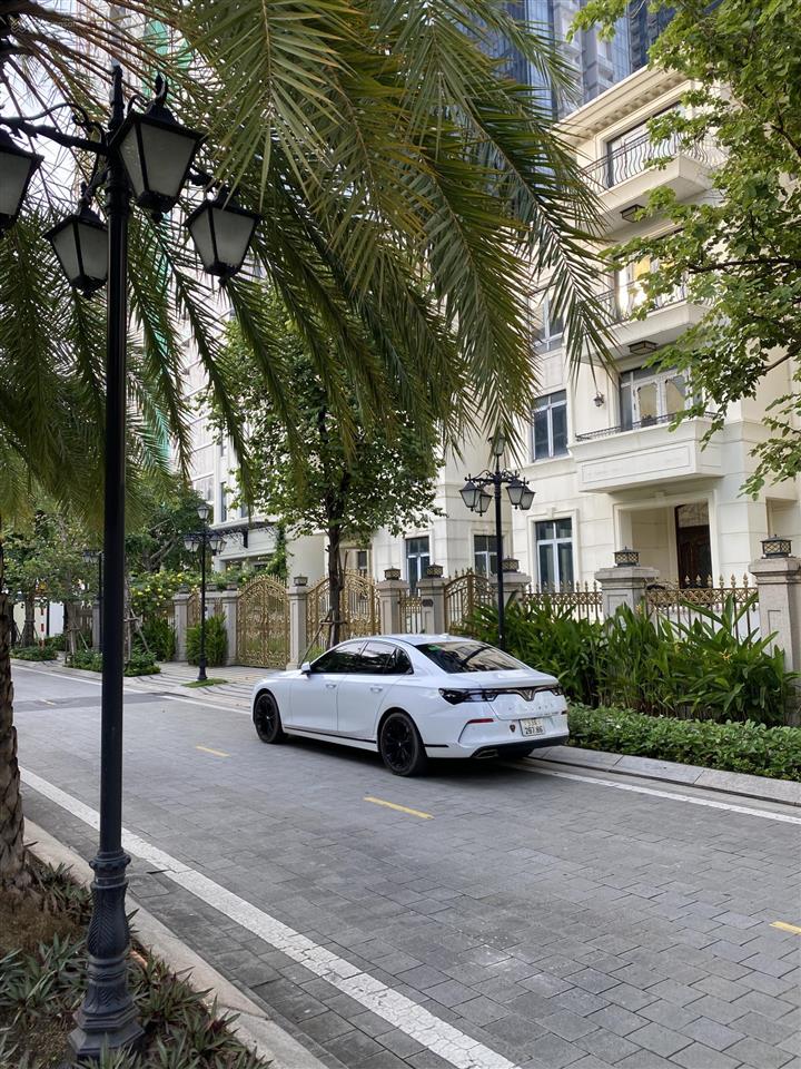 Bán gấp biệt thự vinhomes ba son 205 tỷ