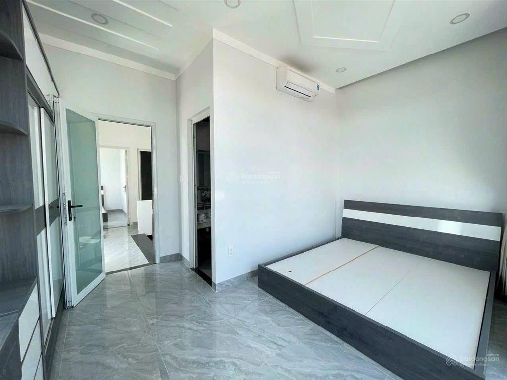 Nhà hiệp an 1/ nguyễn chí thanh vào đúng 30m, căn góc 2 mặt tiền mái thái, hình i, bán gấp