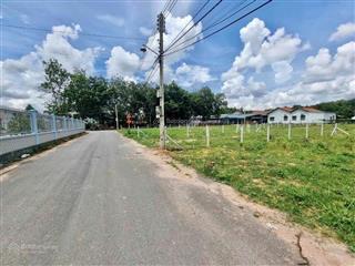 Đất định hoà đối diện trường học cấp1 sát dt741 nhựa 6,3m thông 1.017m2 làm kho xưởng, vựa ve chai