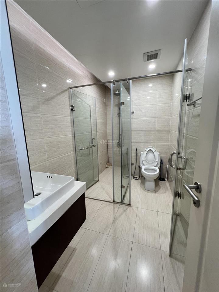 Chính chủ bán căn góc 104,6m2 3pn imperia garden  full nội thất, chỉ xách vali về ở