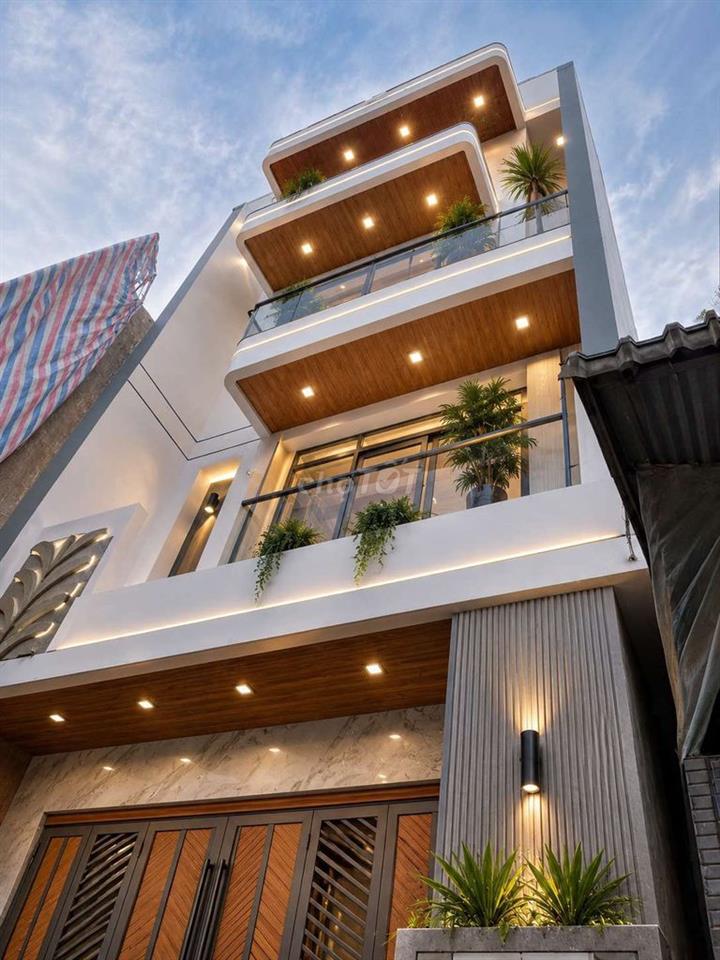 bán nhà Bình Chiểu 1 trệt 3 lầu diện tích 60m2