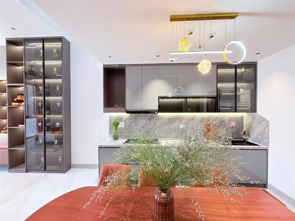 Nhà 3 tầng đường 7m5  thanh khê  trung tâm  đà nẵng