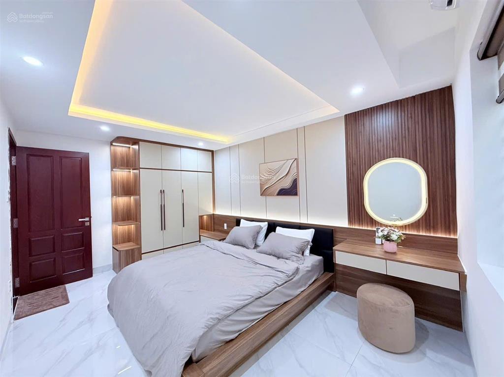 Nhà 3 tầng đường 7m5  thanh khê  trung tâm  đà nẵng