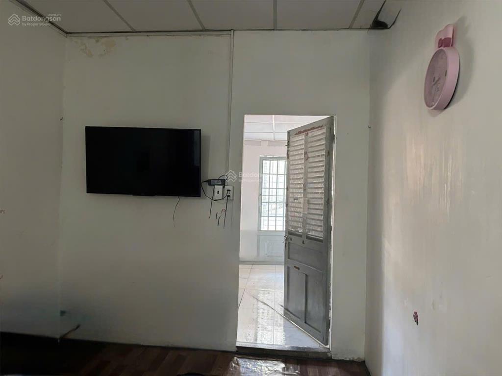 Cho thuê nhà nguyên căn bình thạnh, giá tốt, gần chợ thị nghè, sát quận 1 hẻm xe hơi