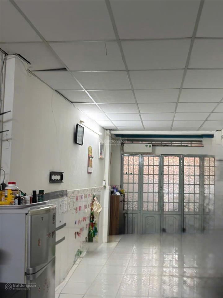 Cho thuê nhà nguyên căn bình thạnh, giá tốt, gần chợ thị nghè, sát quận 1 hẻm xe hơi