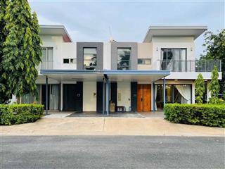 Bán biệt thự song lập swanbay có sổ hồng, vị trí đẹp view công viên, giá đầu tư.  0938 652 ***