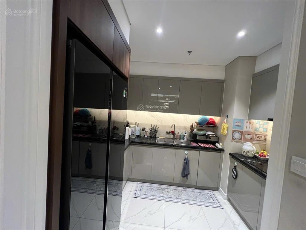 Em bán king palace 2n2vs full 93m2  9.3 tỷ bao phí  0398 537 ***