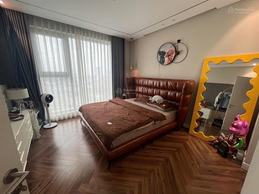 Cho thuê căn góc vip king palace  3n2vs full 125m2  22tr  0398 537 ***
