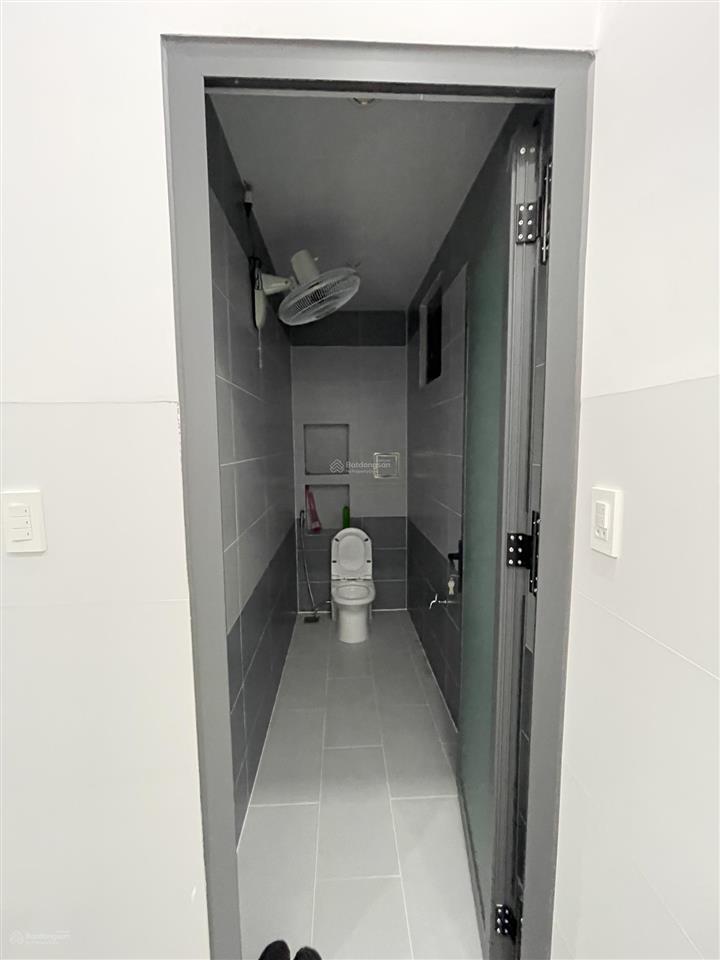Cho thuê nhà mới 1 trệt 1 lầu 3 phòng ngủ  0797 656 ***