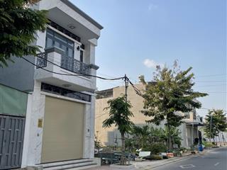 Cho thuê nhà mới 1 trệt 1 lầu 3 phòng ngủ  0797 656 ***