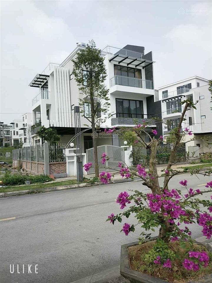 Chính chủ cần bán gấp căn song lập phú cát city hòa lạc 220m2 sổ đỏ giá hời thị trường