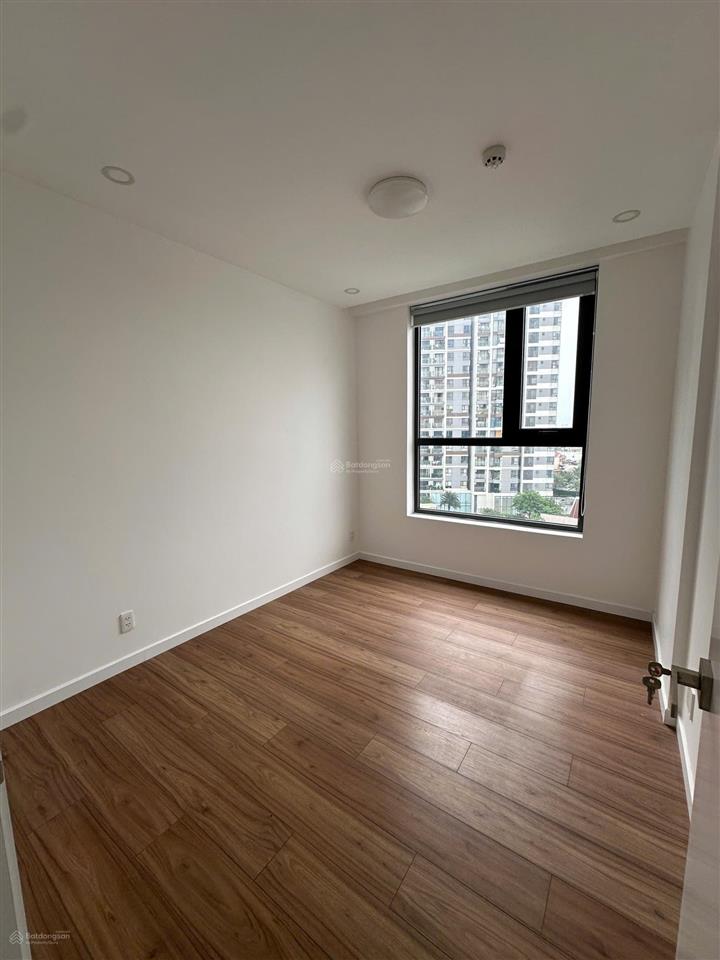 Bán căn hộ precia 3pn2wc diện tích 97m2, giá 7,5 tỷ view đông nam thoáng mát tầng cao