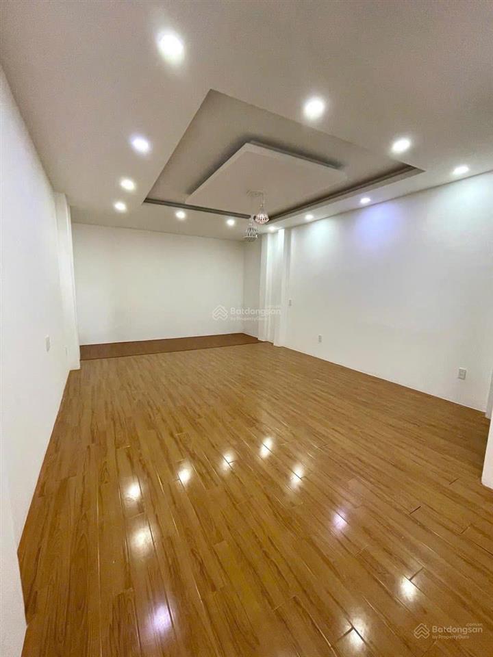 Bán nhà hẻm 386 lê văn sỹ q3 cách mặt tiền 20m, hẻm thẳng ,4x24m(100m2) ,trệt lầu nhà mới ,26 tỷ tl