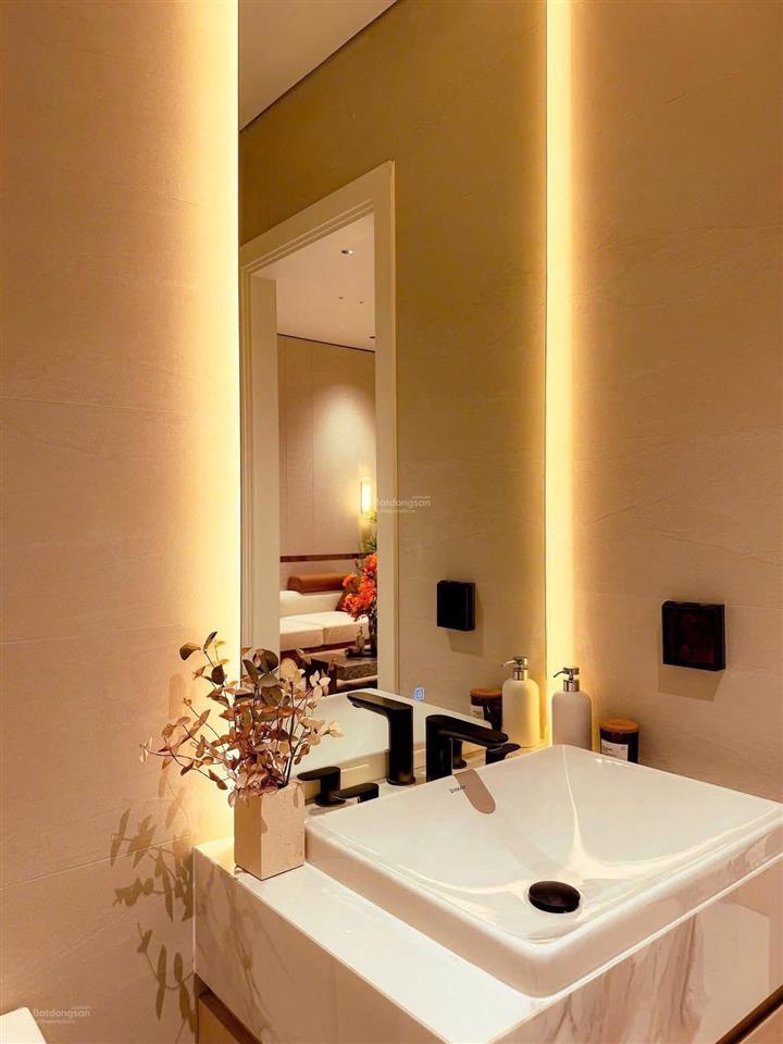 Suất ngoại giao monrei saigon  căn 2pn giá tốt thanh toán 15% nhận nhà