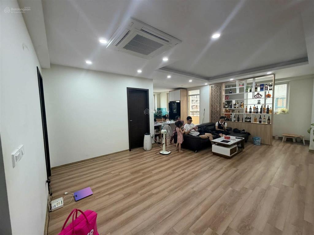 Siêu hiếm! bán cc 3n 122m2 căn góc 3 thoáng  tại 151a nguyễn đức cảnh  hoàng mai  full nội thất