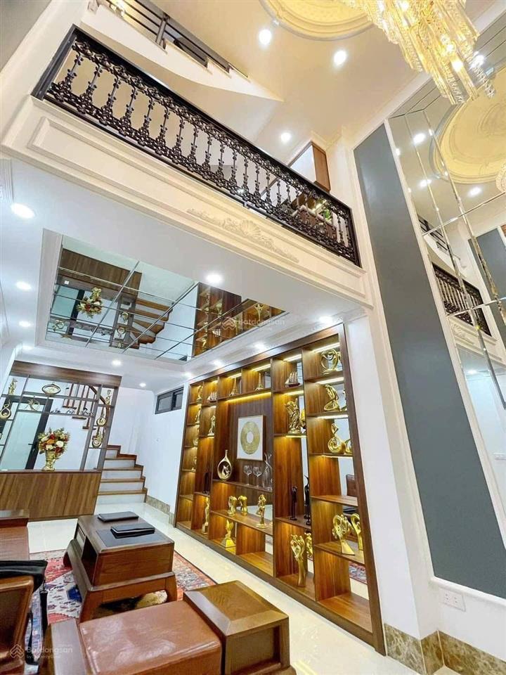 Cực ngon! bán nhà phố giáp nhất  ở kinh doanh  45m2 lô góc 5 tầng  giá thương lượng