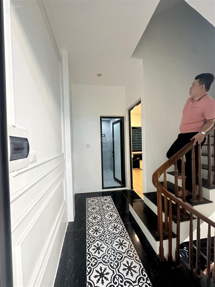Chính chủ cần bán nhà phố vương thừa vũ  45m2 5 tầng  ô tô đỗ cổng  20m ô tô tránh, giá 12.6 tỷ