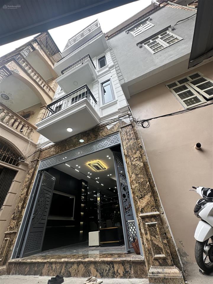 Chính chủ cần bán nhà phố vương thừa vũ  45m2 5 tầng  ô tô đỗ cổng  20m ô tô tránh, giá 12.6 tỷ