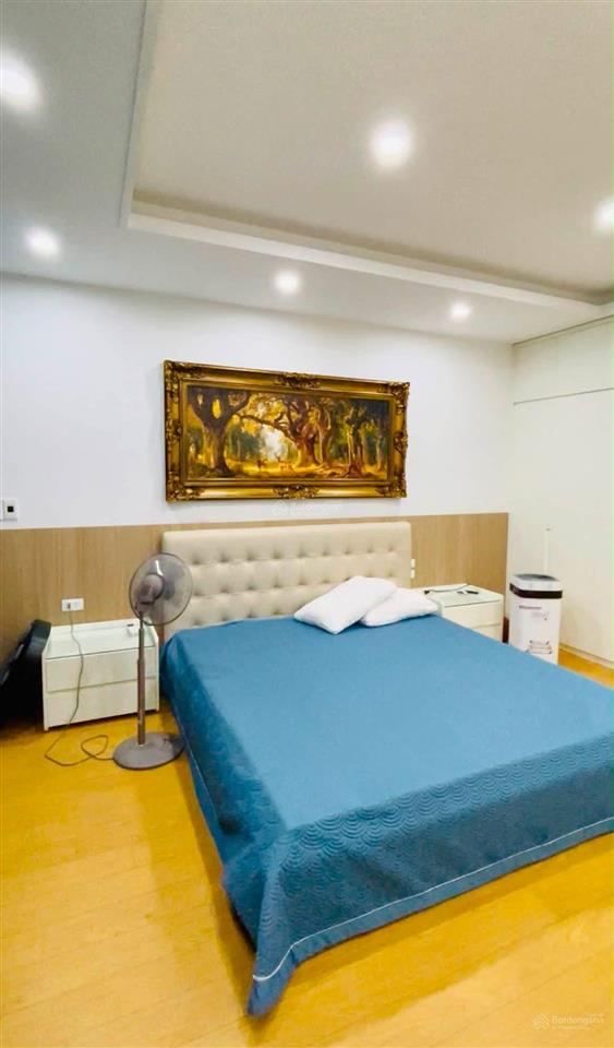 Gấp  bán nhà phố hoàng văn thái  phân lô  ô tô tránh  46m2 5 tầng  giá 11.6 tỷ