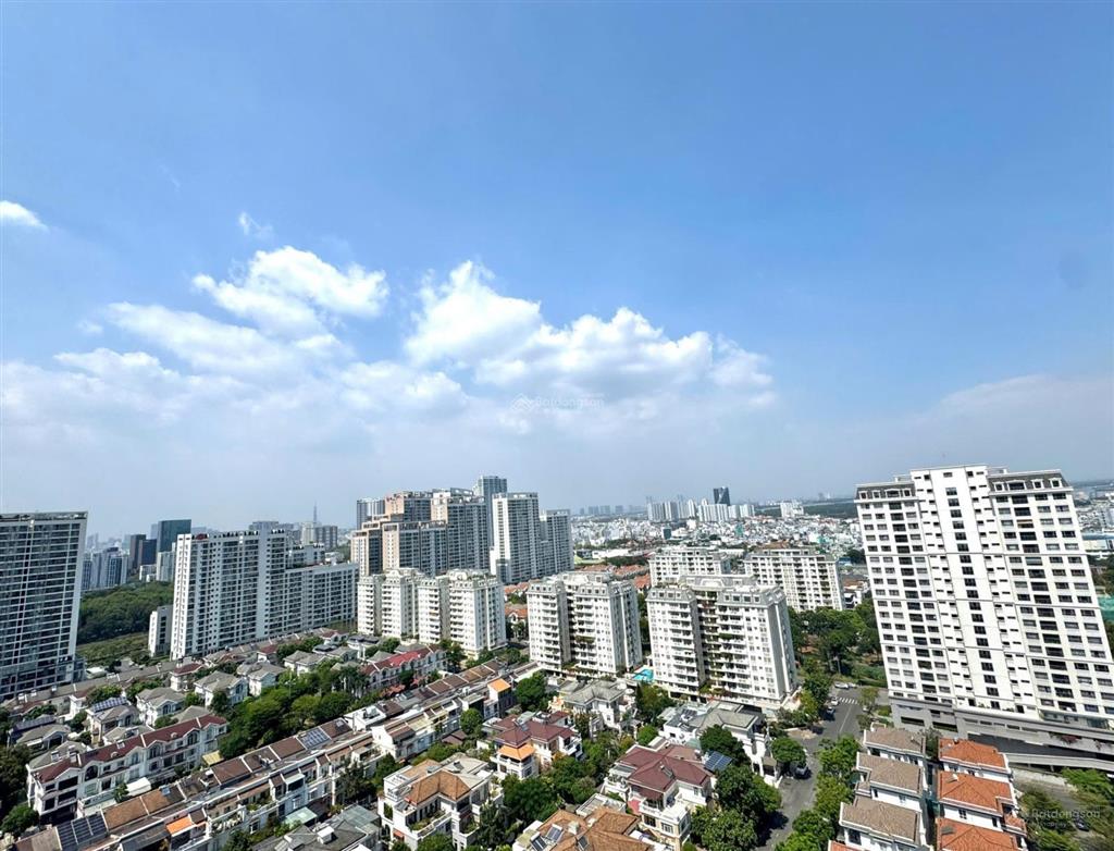 Cho thuê căn 2pn the antonia  view biệt thự tầng cao cực đẹp