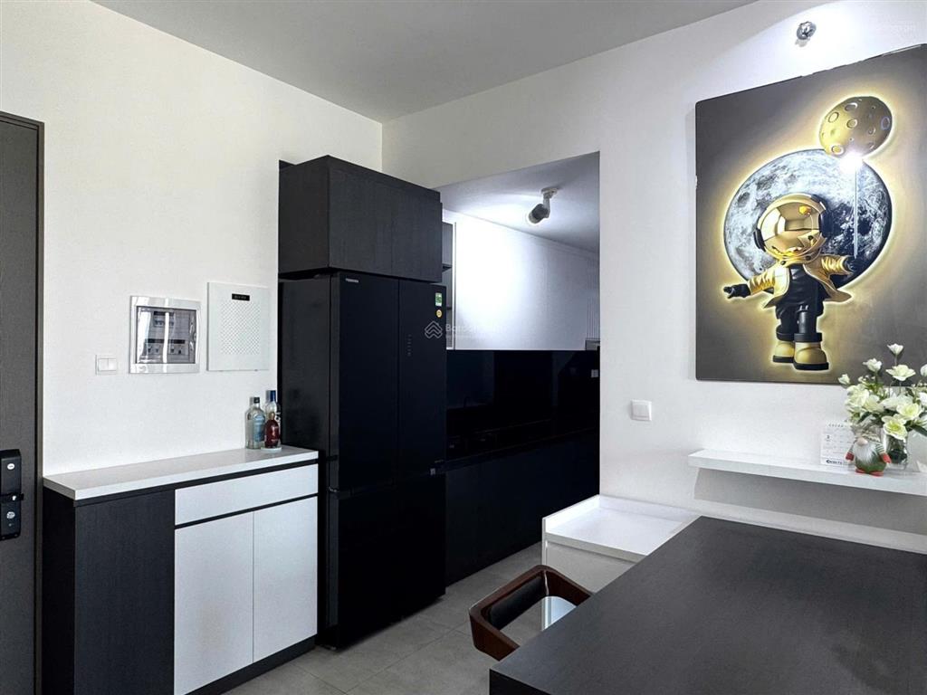 Cho thuê căn 2pn the antonia  view biệt thự tầng cao cực đẹp
