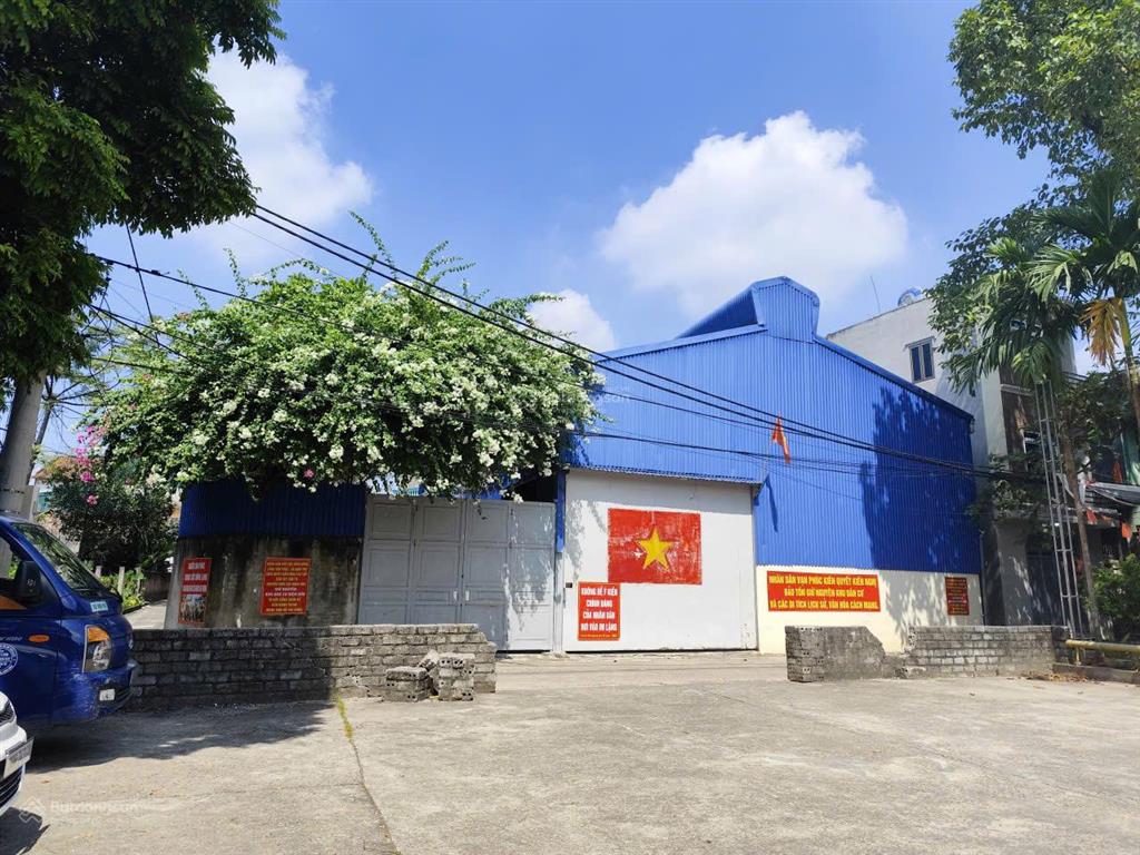 Do cần tiền chuyển đổi mô hình kinh doanh cần bán gấp