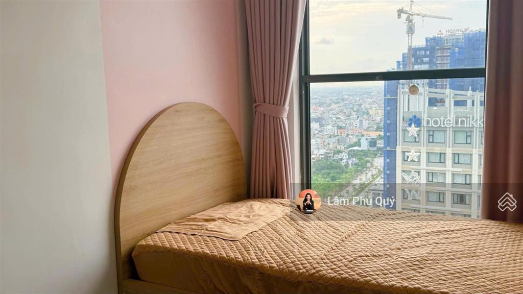 Cần bán căn góc 3 pn the minato residence, 105 m2, full nội thất, đã có sổ. giá 5 tỷ 2 bao thuế phí