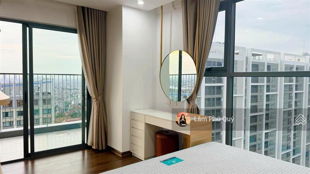 Cần bán căn góc 3 pn the minato residence, 105 m2, full nội thất, đã có sổ. giá 5 tỷ 2 bao thuế phí