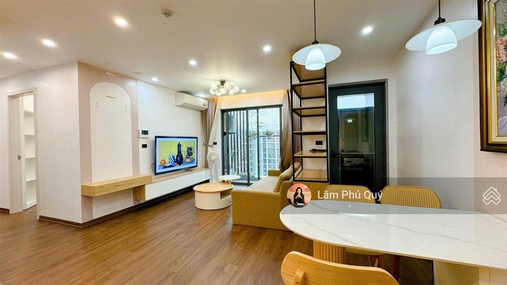 Cần bán căn góc 3 pn the minato residence, 105 m2, full nội thất, đã có sổ. giá 5 tỷ 2 bao thuế phí