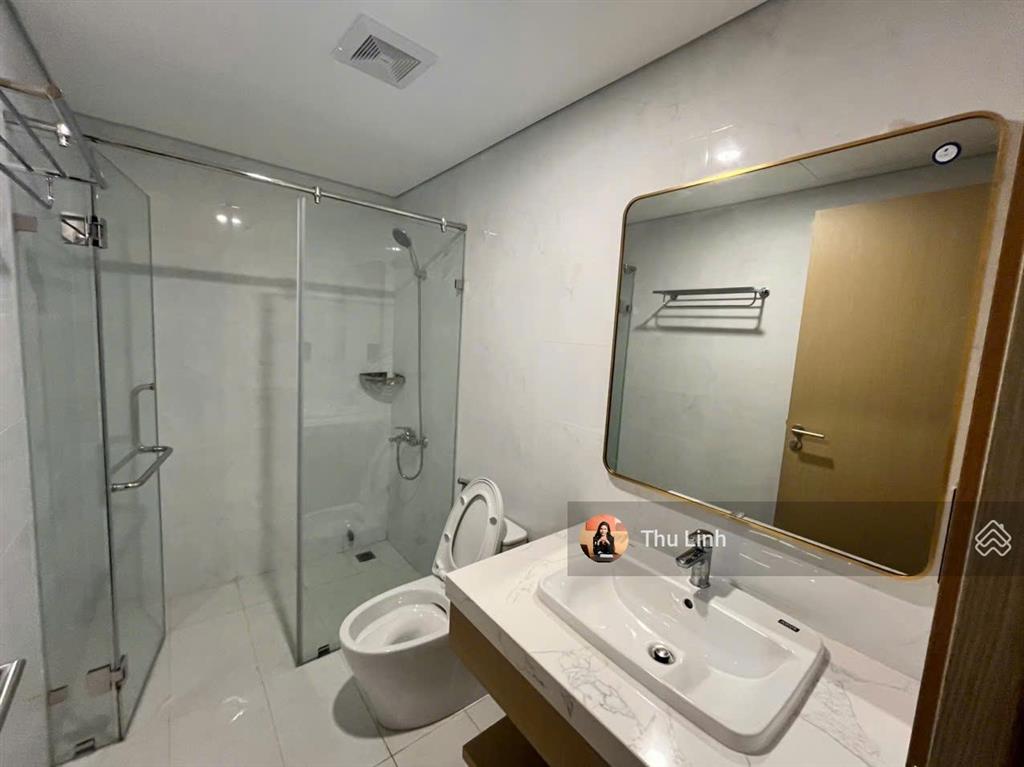 Cần bán căn 1,5 phòng ngủ cao cấp sentosa sky park, 52 m2, view đông nam, bao phí. giá chỉ 2 tỷ 650