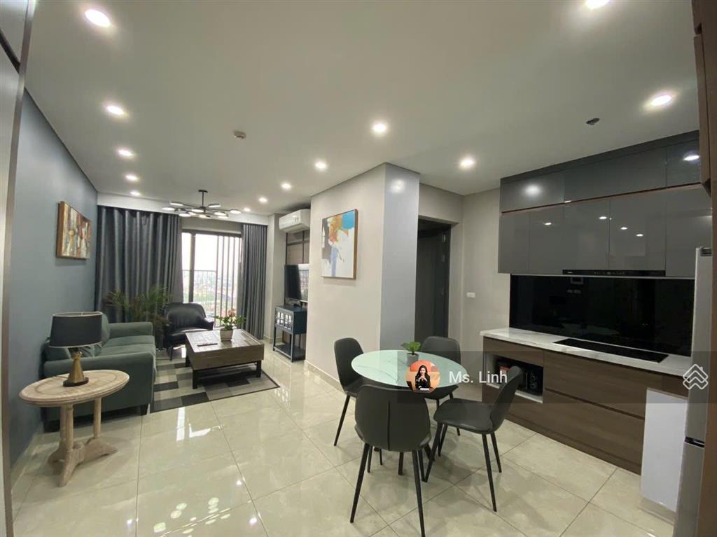 Cần bán căn 2 phòng ngủ minato giá 3 tỷ 6 full nội thất, bao phí, view đông nam, 82 m2. đã có sổ