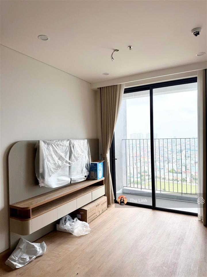Cần bán căn 2 phòng ngủ full nội thất sentosa sky park, 71 m2, đã có sổ, bao phí. giá chỉ 3 tỷ 550