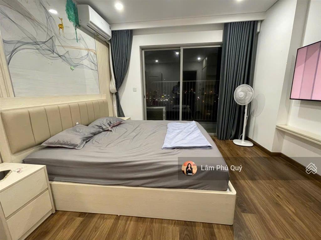 Cần bán căn góc 2 phòng ngủ the minato residence, full nội thất, 89 m2, tầng đẹp. giá chỉ 4 tỷ 550