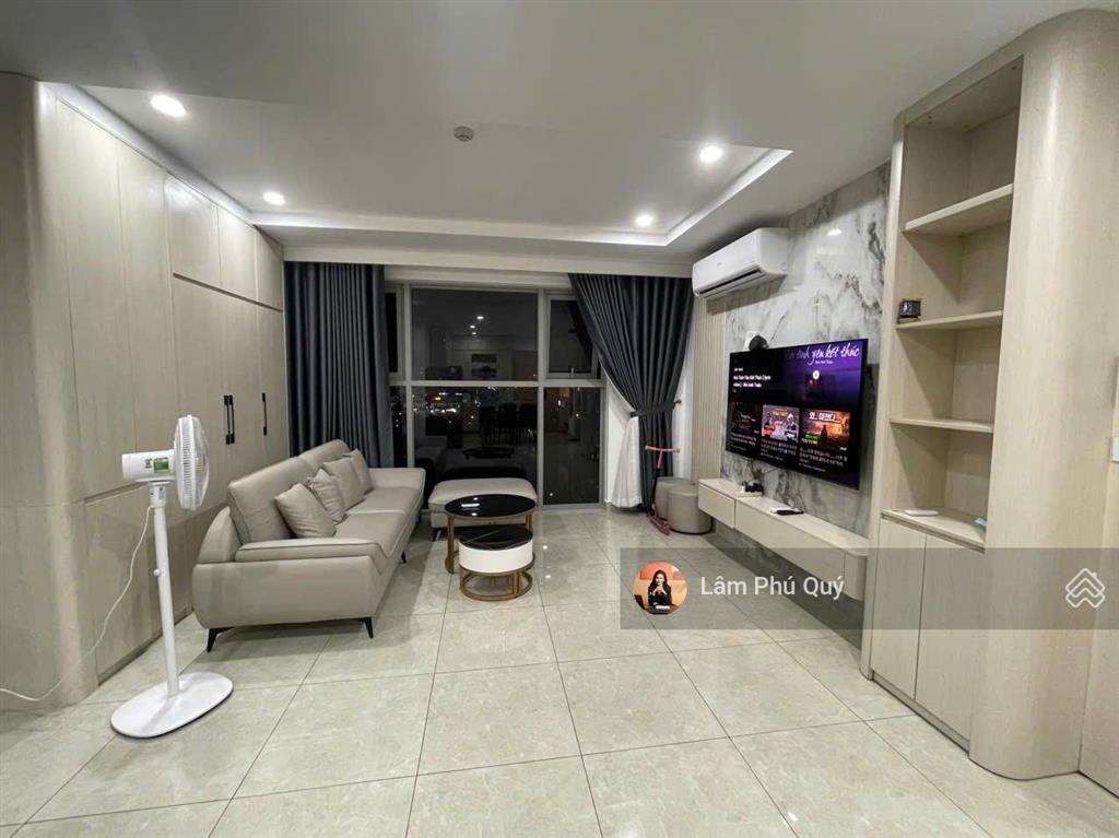 Cần bán căn góc 2 phòng ngủ the minato residence, full nội thất, 89 m2, tầng đẹp. giá chỉ 4 tỷ 550