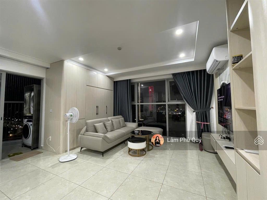 Cần bán căn góc 2 phòng ngủ the minato residence, full nội thất, 89 m2, tầng đẹp. giá chỉ 4 tỷ 550