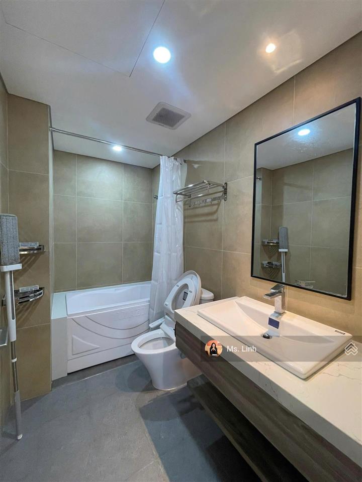Cần bán căn 2 pn minato giá chỉ 3 tỷ 8 full nội thất, hđ thuê 14 tr/tháng, 86 m2. đã có sổ hồng