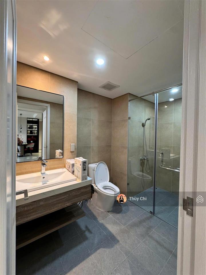 Cho thuê căn 2pn the minato residence, 84 m2, full nội thất cao cấp. giá chỉ 16 tr/tháng, ở ngay