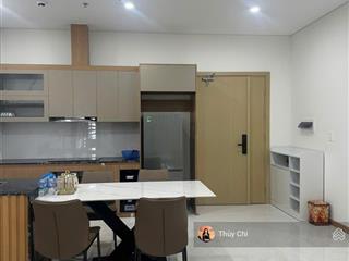 Cho thuê căn 2 phòng ngủ sentosa sky park, 68 m2, full nội thất. giá 12 tr/tháng bao pql và dịch vụ