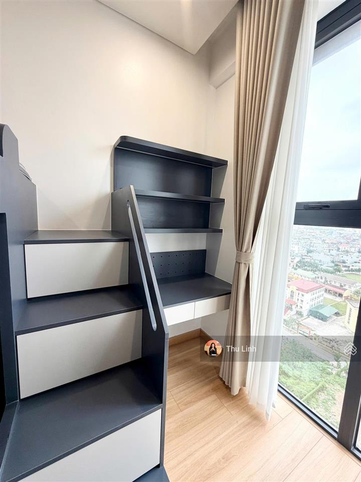 Cần bán căn 2 phòng ngủ full nội thất sentosa sky park, 71 m2, đã có sổ, bao phí. giá chỉ 3 tỷ 3