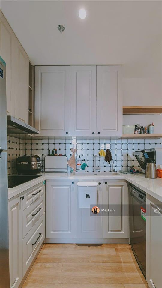 Cần bán căn góc 2 phòng ngủ minato giá chỉ 3 tỷ 6 full nội thất cao cấp, 82 m2. đã có sổ hồng
