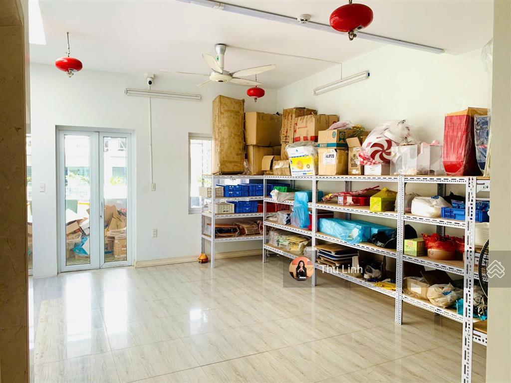Cần bán shophouse waterfront city hải phòng, 114 m2, 5 tầng. đang khai thác siêu thị. giá 13,x tỷ