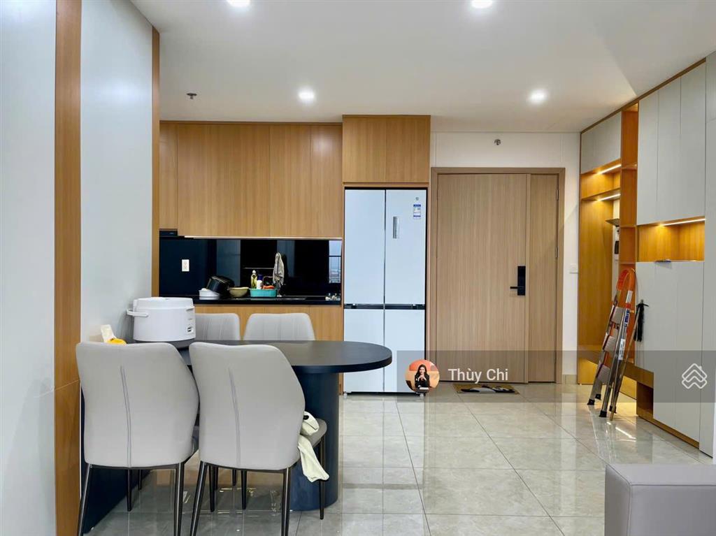 Cho thuê căn 2pn the minato residence, 84 m2, full nội thất cao cấp. giá chỉ 17 tr/tháng, ở ngay