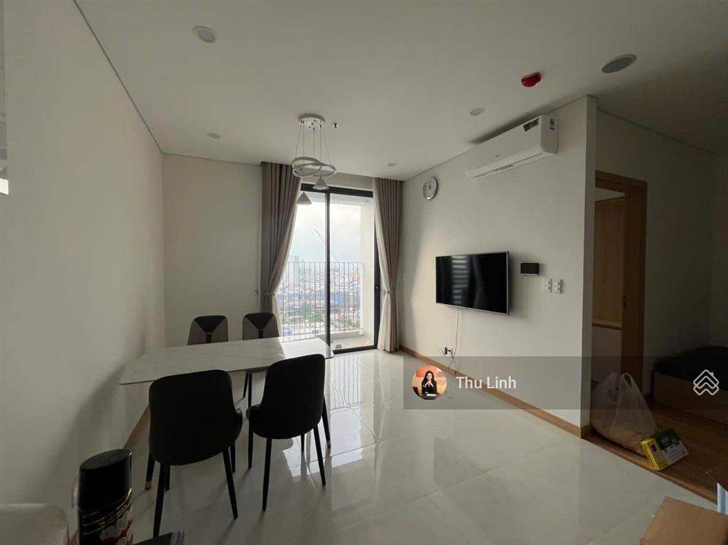 Cần bán căn 2pn + 1wc full nội thất sentosa sky park, 46,5 m2, đã có sổ, bao phí. giá chỉ 2 tỷ 550