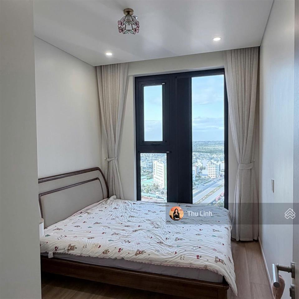Cần bán căn 2pn full nội thất sentosa sky park, 74 m2, tầng cao, đã có sổ, bao phí. giá chỉ 3 tỷ 3