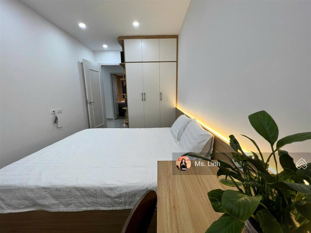 Cần bán căn 2pn minato giá chỉ 3 tỷ 550 full nội thất, tầng cao đẹp, 82 m2. đã có sổ hồng