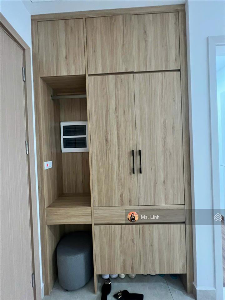 Cần bán căn 2pn minato giá chỉ 3 tỷ 550 full nội thất, tầng cao đẹp, 82 m2. đã có sổ hồng
